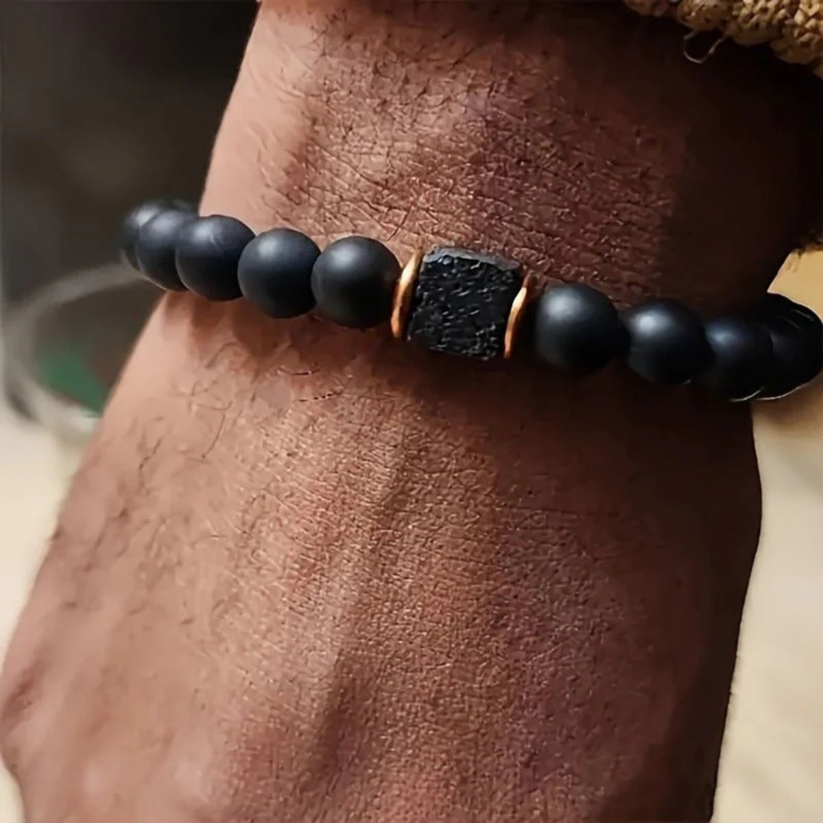 Men’s volcanic stone bracelet with black agate beads